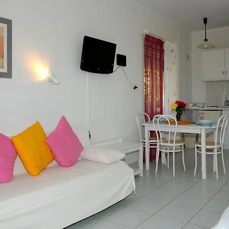 Apartmanhotel Fleria Seaside & Apts 2*