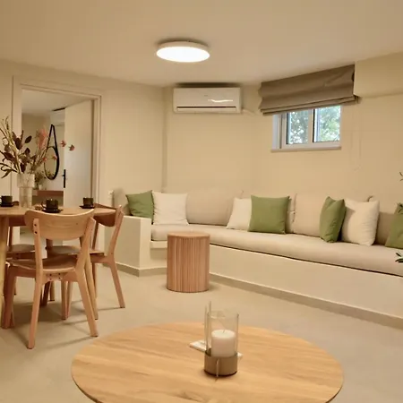 Fleria Seaside & Apts Gerani (Chania)